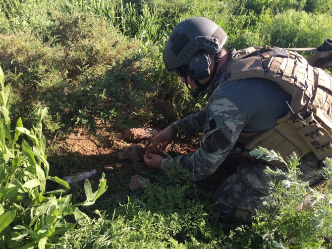 Teröristlerin helikopterlere saldırı düzeneği imha edildi