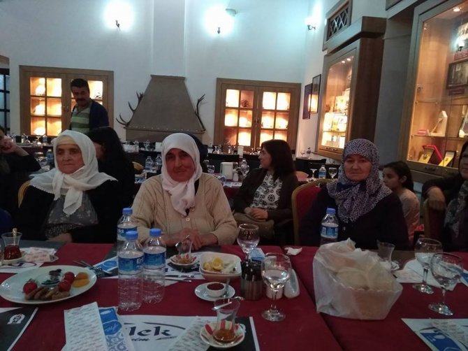 Şehit yakınları ile gazilere iftar