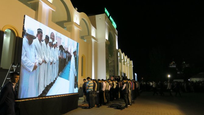 Kazakistan’da Kadir Gecesi idrak edildi