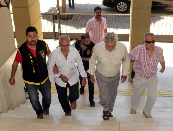 GÜNCELLEME - Adana'da komşular arasındaki bıçaklı kavga