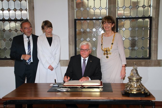 Almanya Cumhurbaşkanı Steinmeier'e Köln ziyaretinde protesto