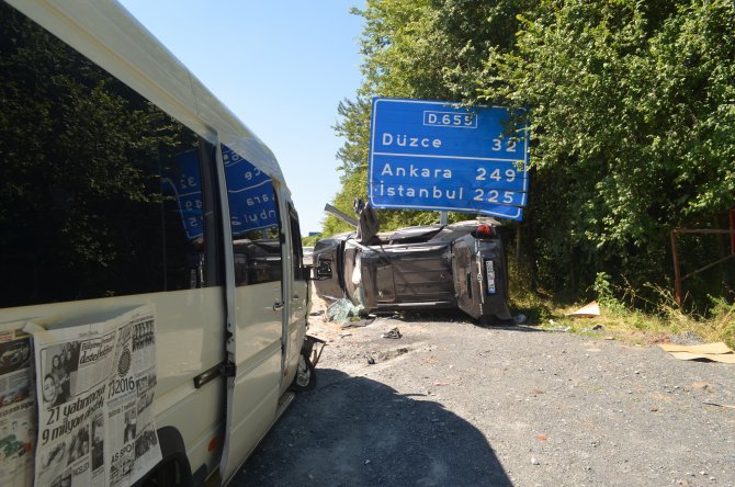 Düzce'de trafik kazası: 6 yaralı