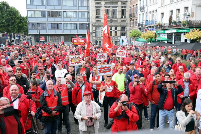 Brüksel'de emeklilik şartları protesto edildi