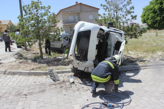 Karapınar'da trafik kazası: 3 yaralı