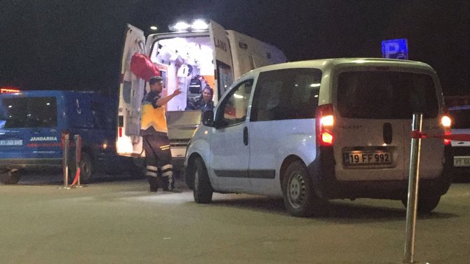 112'ye "Zehirlendik, otoyoldayız" ihbarı