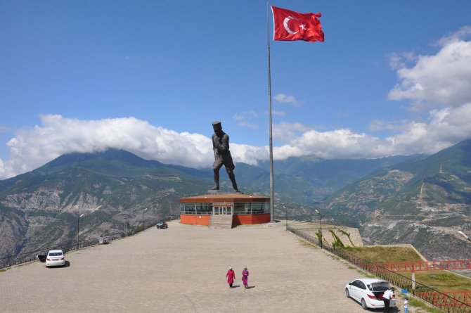"En büyük Atatürk heykelinin bulunduğu alan turizme kazandırılacak"