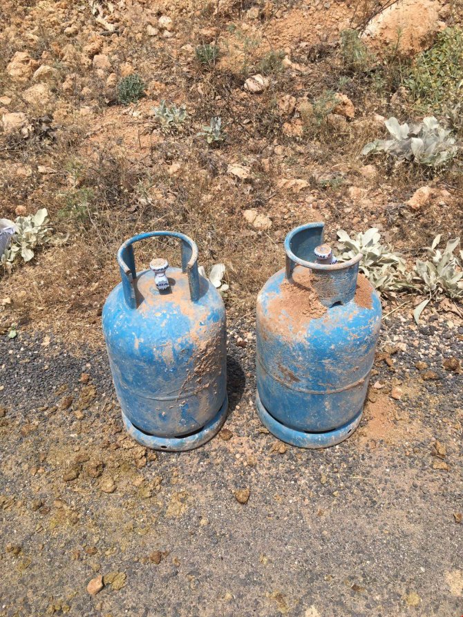 Teröristlerce yola tuzaklanan patlayıcı imha edildi