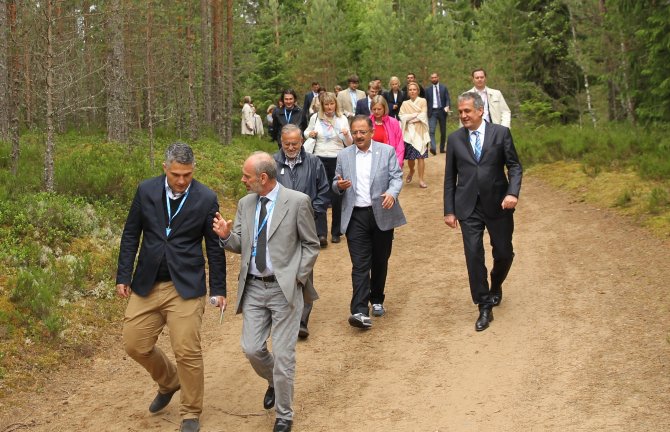 Çevre ve Şehircilik Bakanı Özhaseki Estonya'da