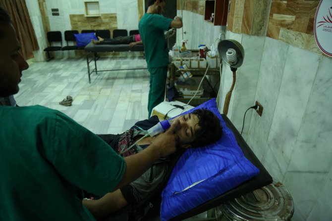 Şam'da muhaliflere "zehirli gaz" saldırısı iddiası