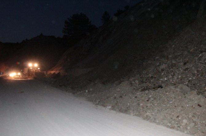 Beypazarı'nda toprak kayması