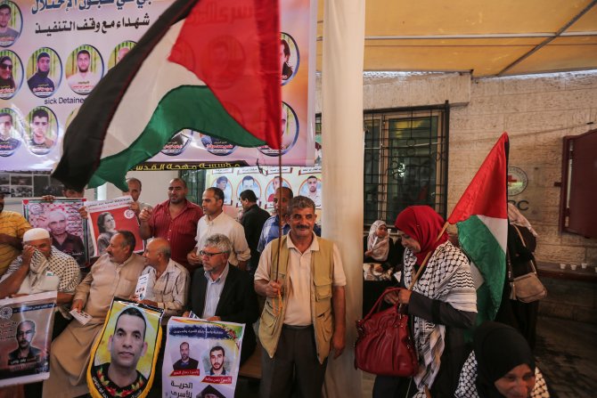 İsrail hapishanelerindeki Filistinli tutuklular