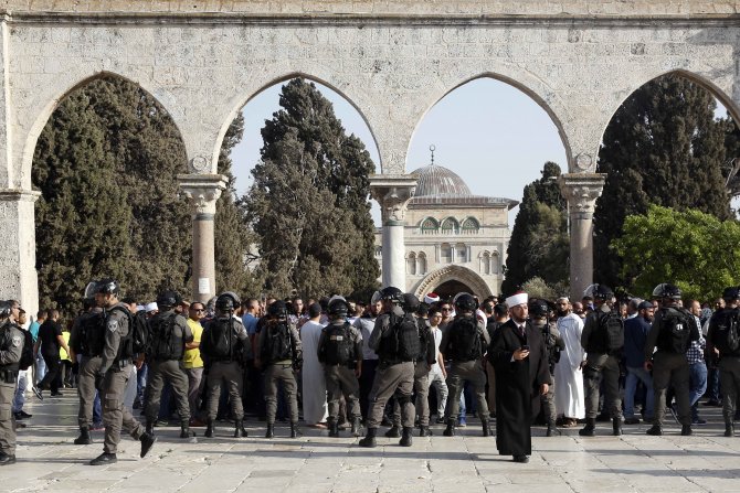 İsrail'in Mescid-i Aksa'da geri adım atması