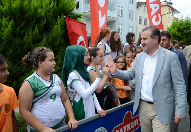 Gençlik ve Spor Bakanı Bak, Rize'de