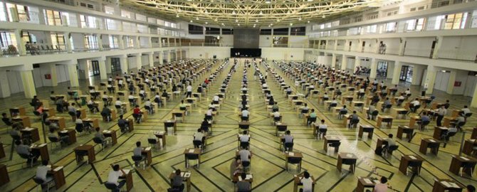 Özbekistan'da GSM hizmetleri üniversite sınavı için durduruldu