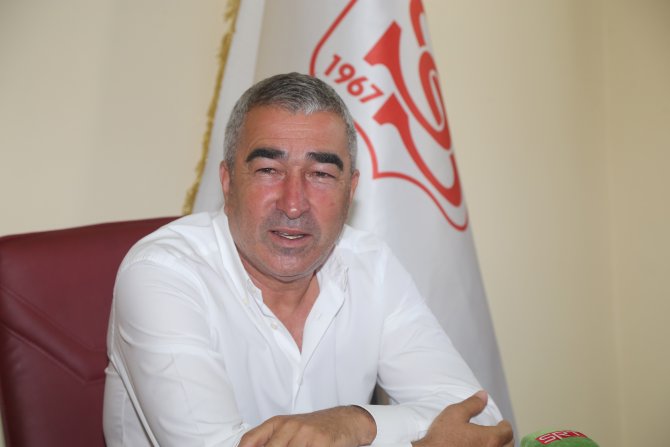 Sivasspor Teknik Direktörü Aybaba:
