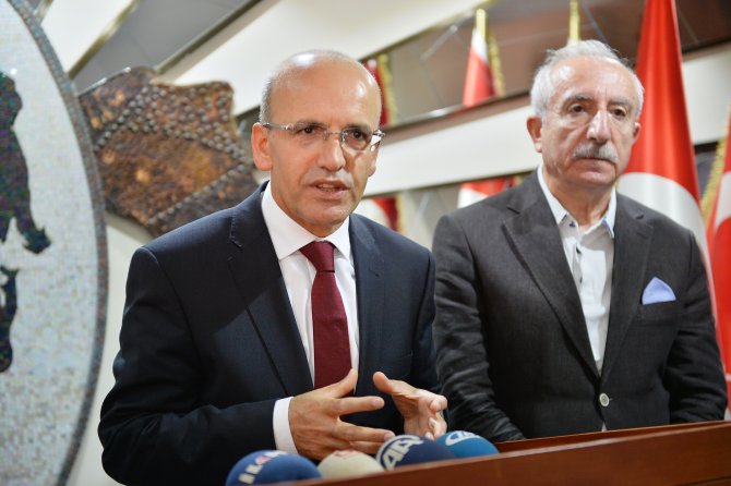 "Türkiye'nin temellerini daha da sağlamlaştırıyoruz"