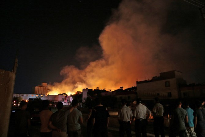 Gaziantep'teki fabrika yangını kontrol altında