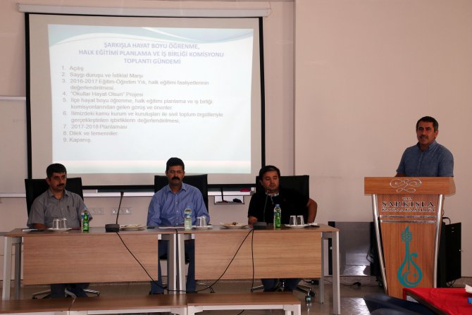 Şarkışla'da eğitim konulu toplantı