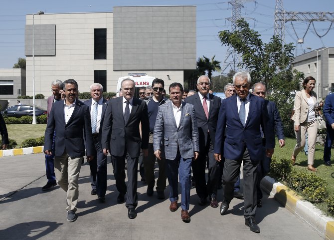 Bilim Sanayi ve Teknoloji Bakanı Özlü, İzmir'de