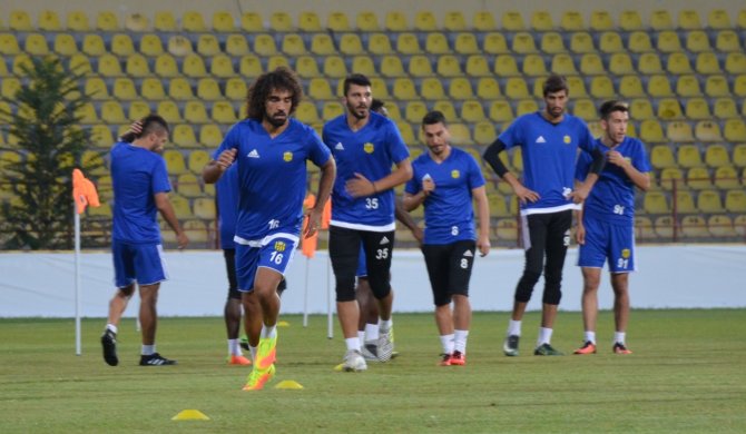 Evkur Yeni Malatyaspor Sportif Direktörü Ravcı: