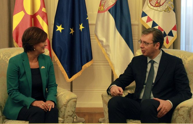 Sırbistan'ın Makedonya'daki diplomatlarını geri çağırması