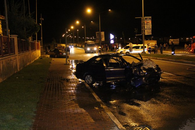 GÜNCELLEME - Erzincan'da trafik kazası: 1 ölü, 5 yaralı