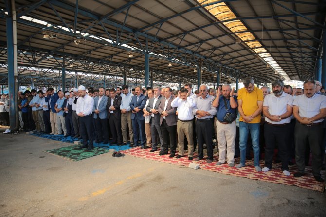 Arakanlı Müslümanlara yönelik katliamlara tepkiler