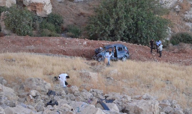 Mardin'de trafik kazası: 2 ölü, 3 yaralı