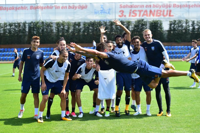 Medipol Başakşehir'de Fenerbahçe maçı hazırlıkları