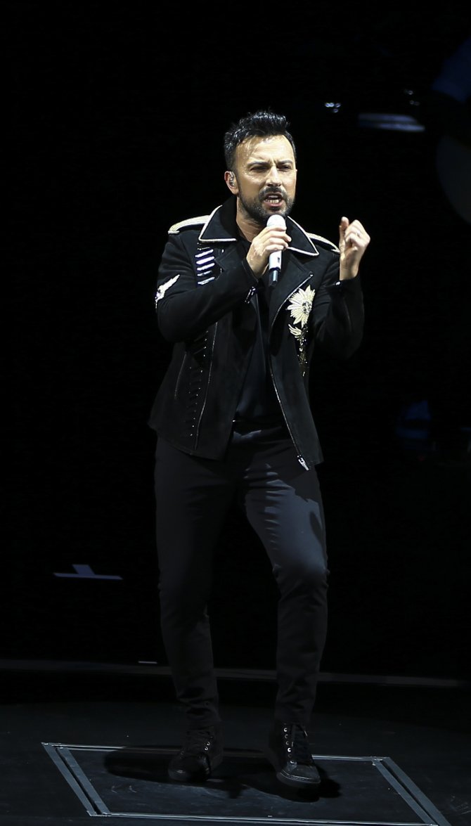 Tarkan'ın konserine yoğun ilgi