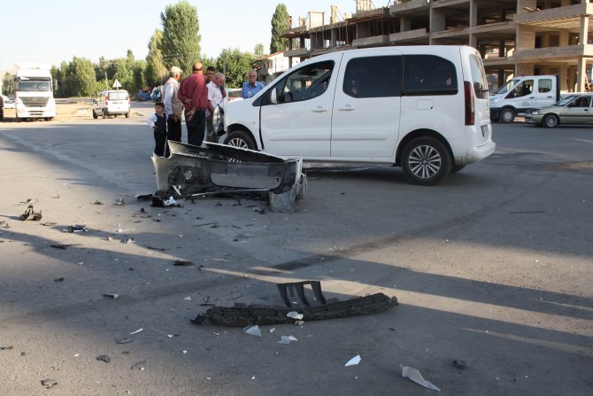 Ankara'da trafik kazası: 1 yaralı
