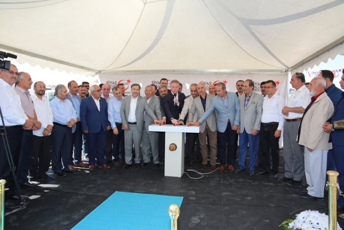 Sivas'ta Ayyıldızlı Camisi'nin temeli atıldı