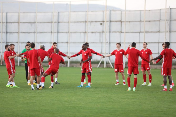 Demir Grup Sivasspor'da Osmanlıspor maçı hazırlıkları