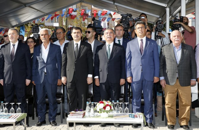 Şehit Fethi Sekin Öğretmenevi ve Akşam Sanat Okulu açıldı