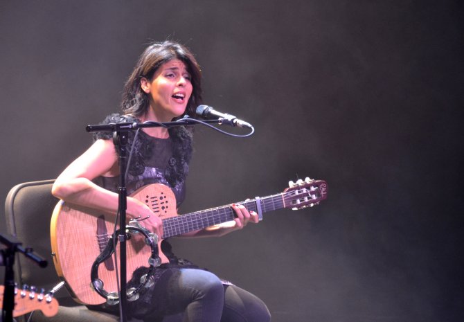 Souad Massi, Zorlu PSM'de konser verdi
