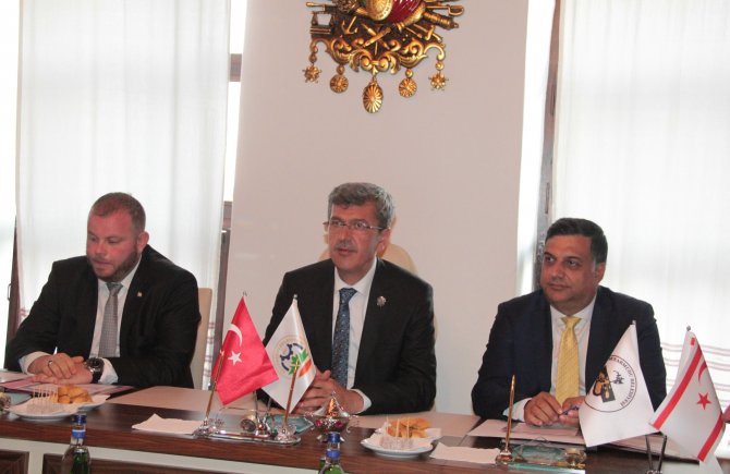 Beypazarı'na Kıbrıs'tan 2 kardeş belediye