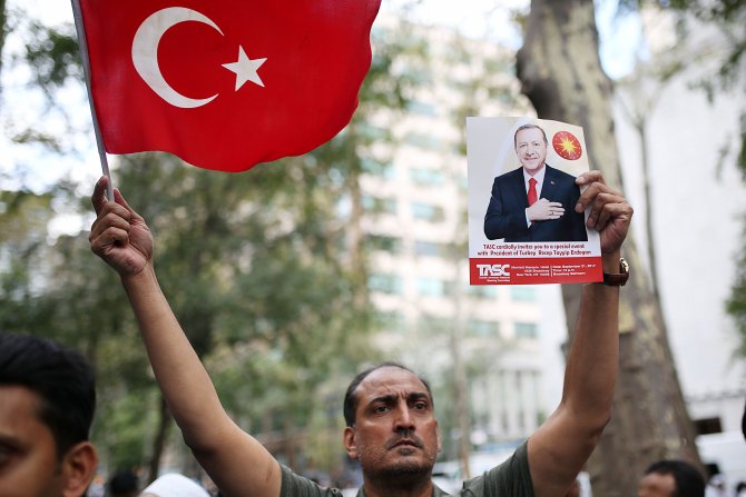 New York'ta Arakan protestosu