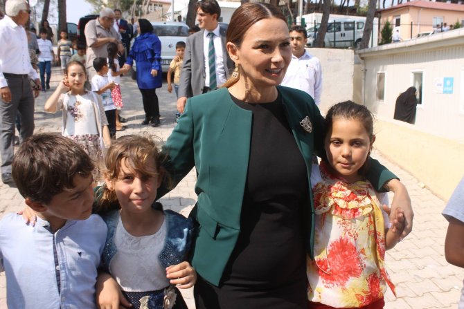 Azeri vekilden Bayırbucak Türkmenlerine ziyaret