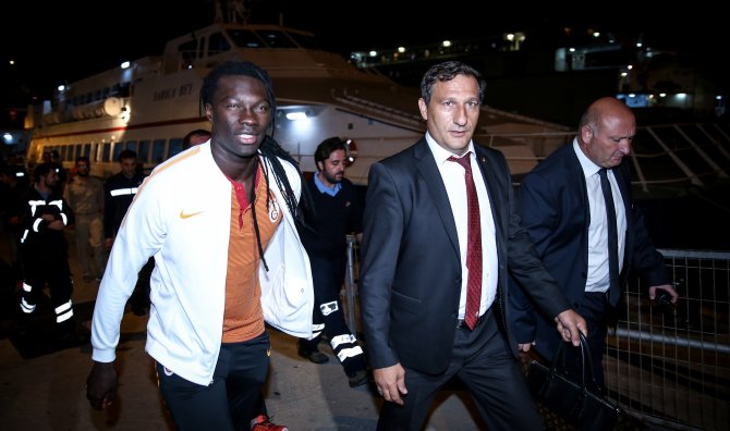 Galatasaray kafilesi, Bursa'ya geldi