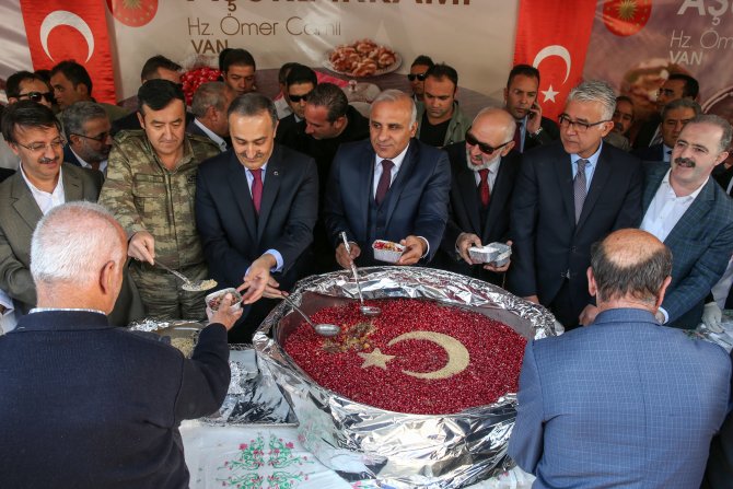 Cumhurbaşkanlığından vatandaşlara aşure ikramı