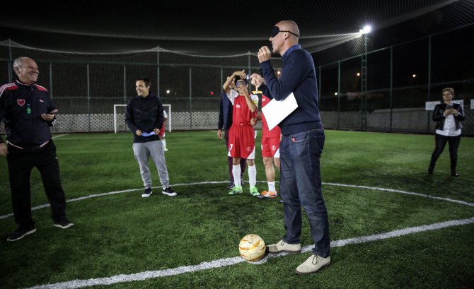 Bursaspor'dan görme engelli futbolculara destek