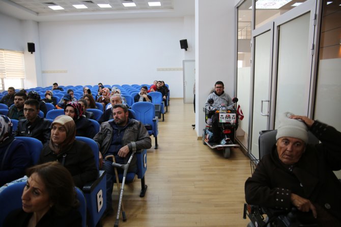 Sivas Belediyesinden engelliler için KPSS kursu