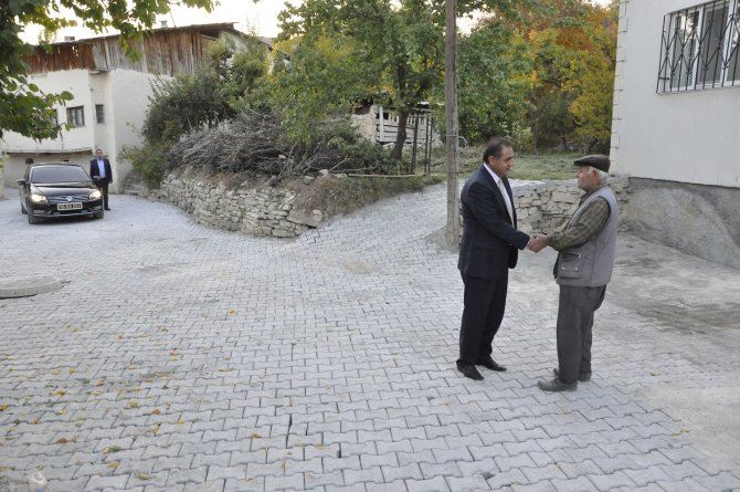 Gürün'de yol çalışmaları