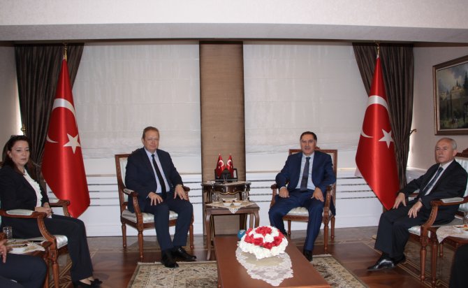 Kamu Başdenetçisi Malkoç: