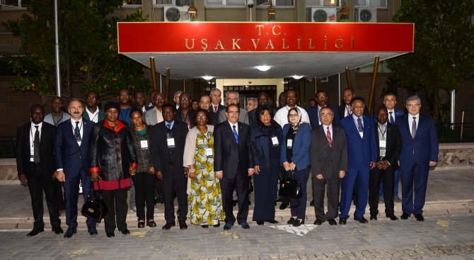 Afrika kıtası büyükelçileri Uşak'ta