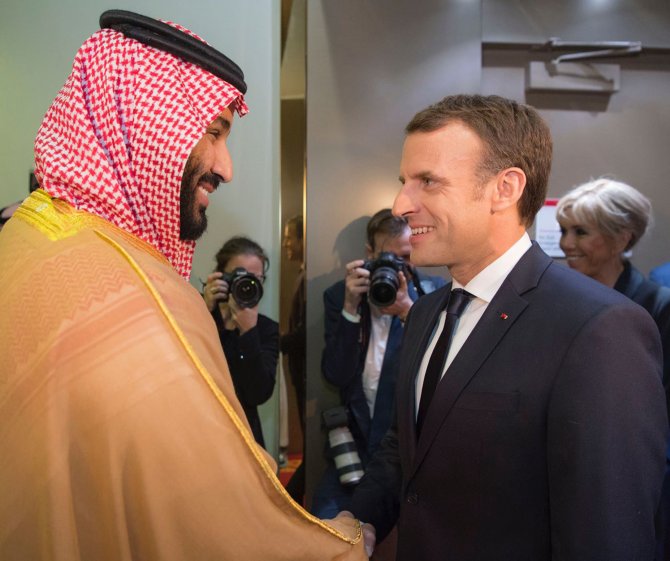 Fransa Cumhurbaşkanı Macron Suudi Arabistan'da