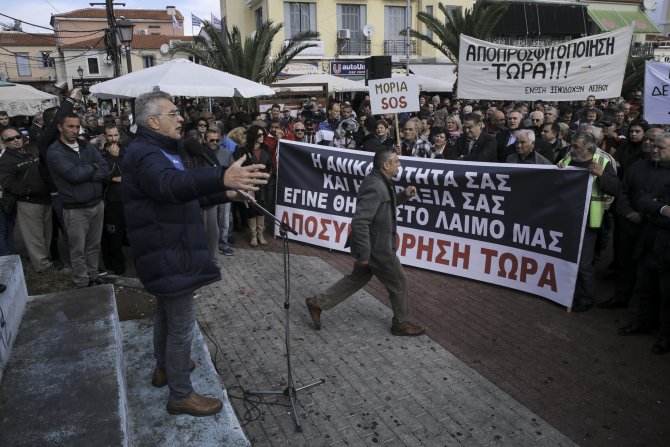 Yunan adasında "sığınmacı krizi" grevi