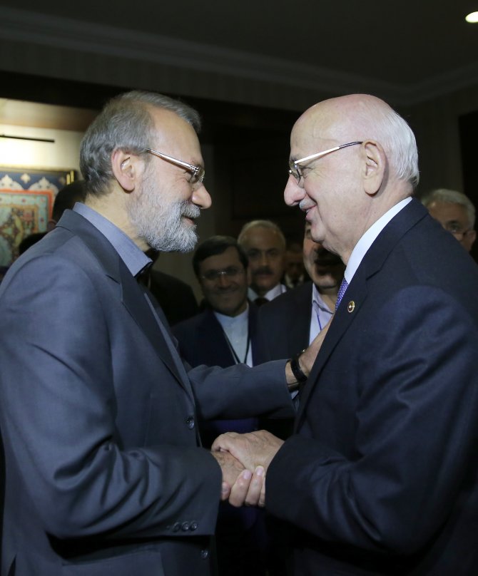 Kahraman, Laricani ile görüştü