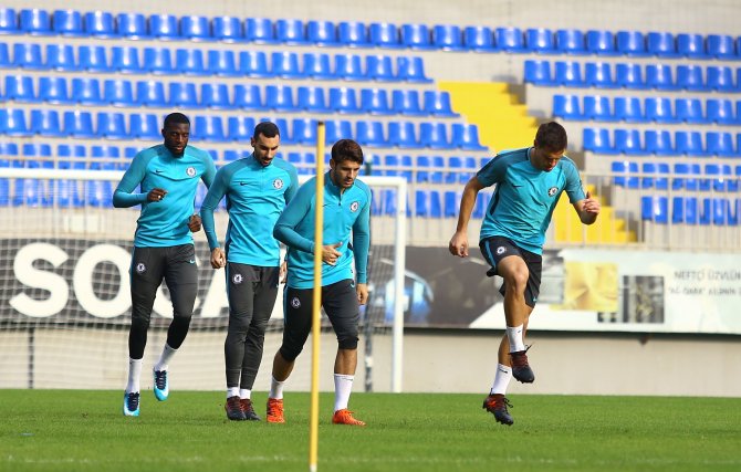 Karabağ-Chelsea maçına doğru