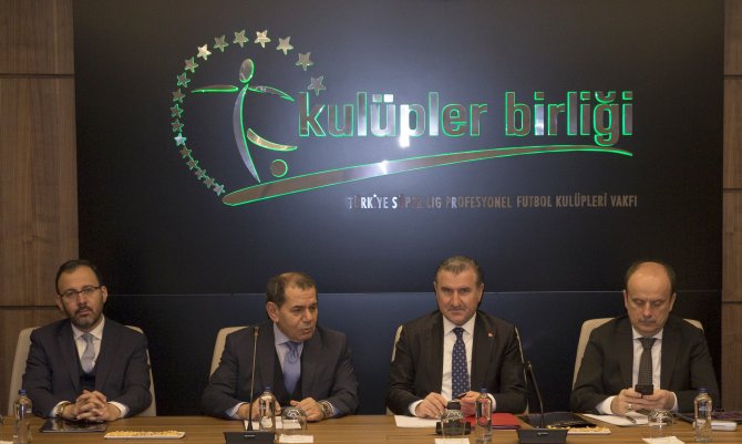 Bakan Bak'tan Kulüpler Birliğine ziyaret